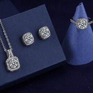 Necklace Set